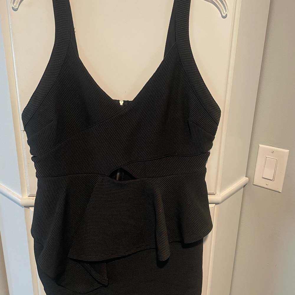 Elegant Black Sleeveless Dress
